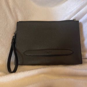 Coach Structured Pouch F68154